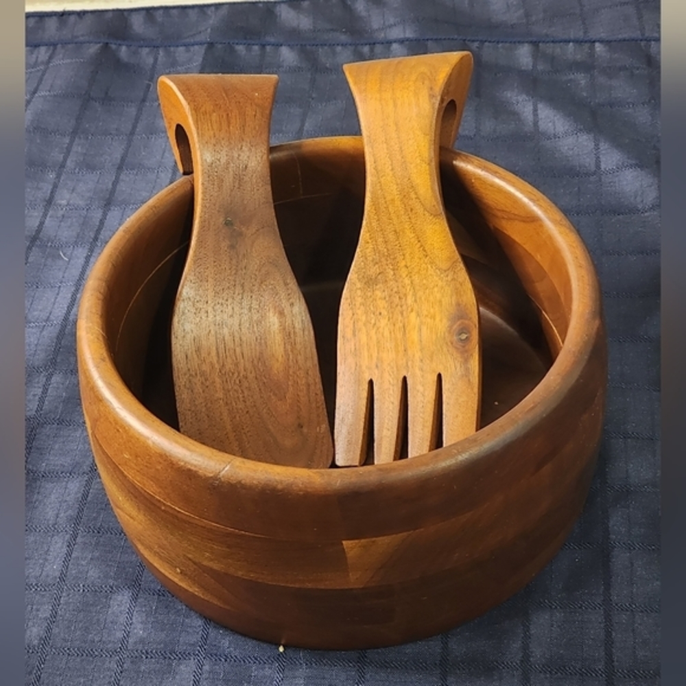Ozark Walnutware‎ Wooden Salad Serving Bowl With Fork And Flat Serving Spoon